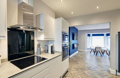 Redcar Apartment | Host Stay Bellevue Apartment 2