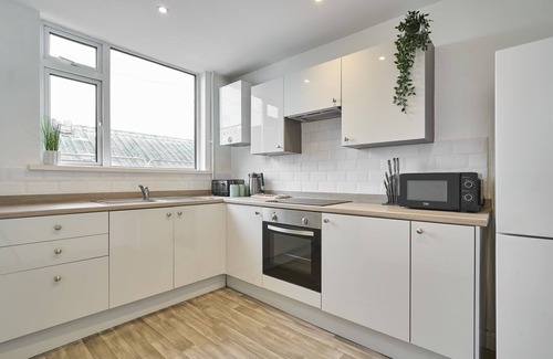 Cribbs Causeway House | Host & Stay | Bristol Property