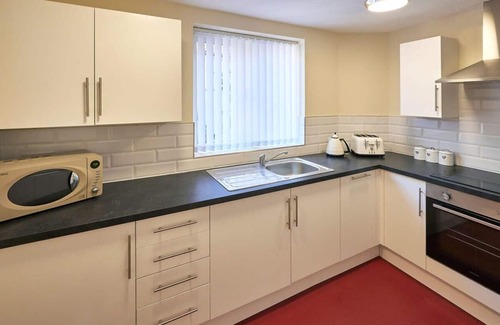 Whitby House | Host & Stay | Cobblers Cottage