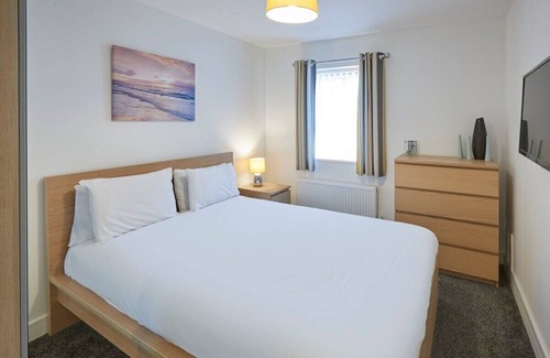 Skinningrove Apartment | Host & Stay | Cove Hideaway
