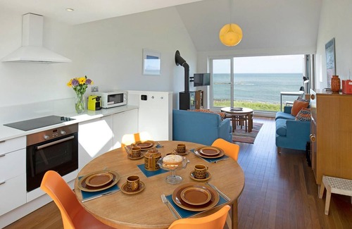 Craster House | Host Stay Craster Waves