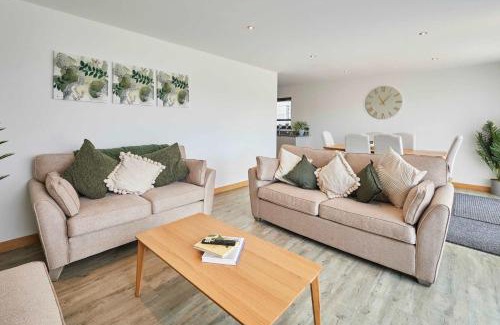 Pickering Ski Chalet | Host & Stay - Dalby Lodge