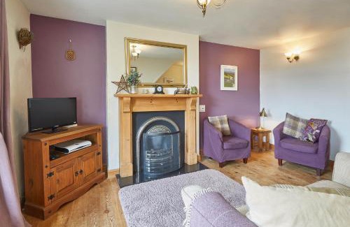 Whitby House | Host & Stay - Esk View Cottage