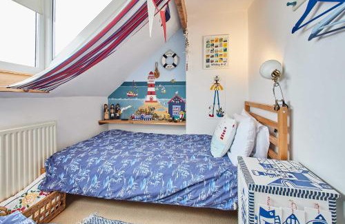 Whitby House | Host & Stay - Esk View Cottage