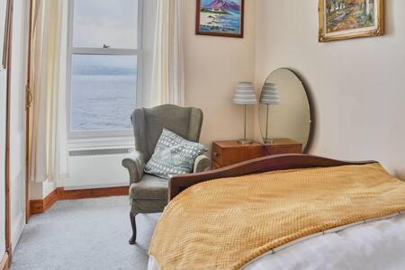 Innellan Apartment | Host & Stay - Freshwater River View