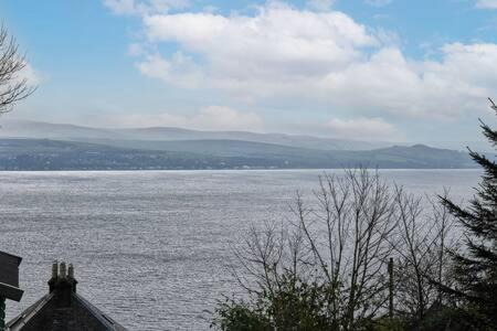 Innellan Apartment | Host & Stay - Freshwater River View