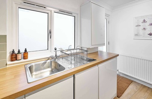 Montpelier Apartment | Host & Stay | Garden Flat