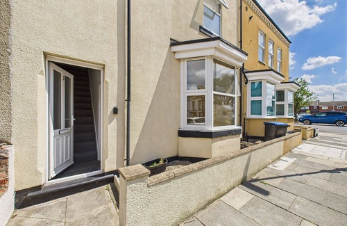 Saltburn-by-the-Sea House | Host & Stay | The Coastal Retreat in Saltburn