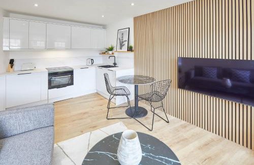 Whitby Apartment | Host & Stay - Golden Lion Apartments