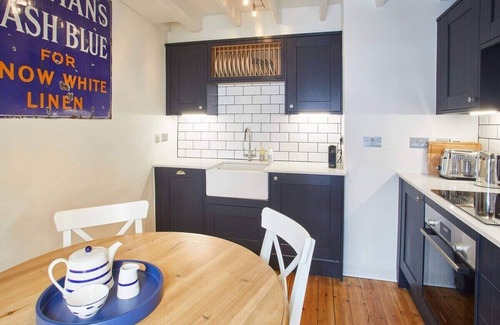 Staithes House | Host & Stay | Gun Gutter House