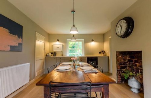 Fakenham Cottage | Host & Stay | Haclins Cottage