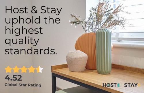 West Cliff House | Host & Stay - Little Treasure
