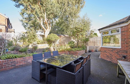 Witton Gilbert House | Host & Stay | Louvaine House