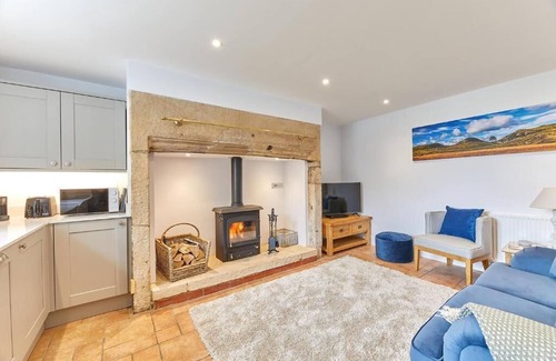 Wall House | Host & Stay | Maggie's