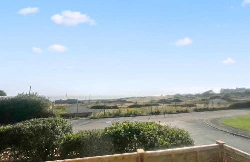 Wyke Regis House | Host & Stay - Mandeville