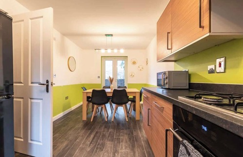 Peterborough House | Host & Stay | Moresby Way