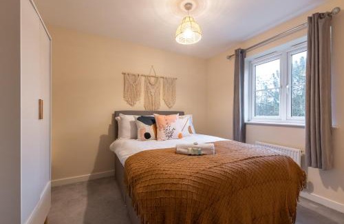 Peterborough Apartment | Host & Stay - Moresby Way