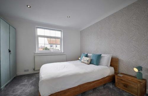 West Cliff House | Host & Stay - Oasis Cottage