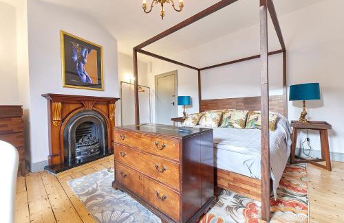 Tynemouth House | Host & Stay - Peacock House