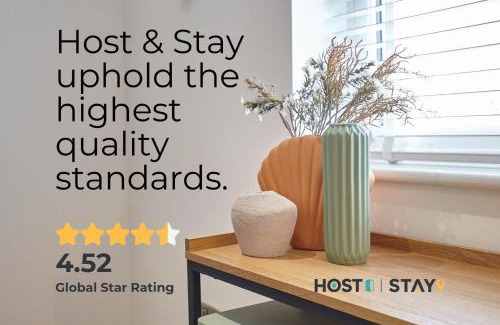 Briggswath House | Host & Stay - Simon Howe Lodge