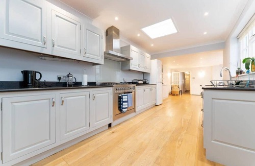 Brighton House | Host & Stay | Temple Street Townhouse