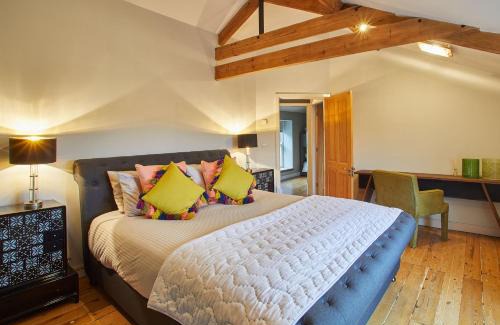 Pickering House | Host & Stay - The Old Pottery