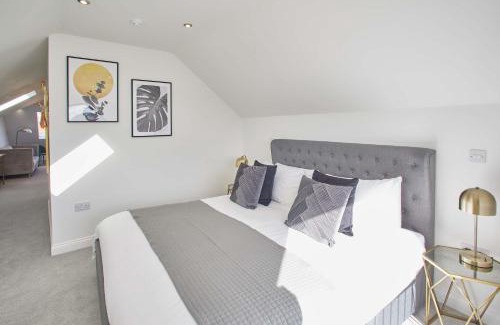 Whitby Apartment | Host & Stay - The Penthouse, Hudsons Yard House