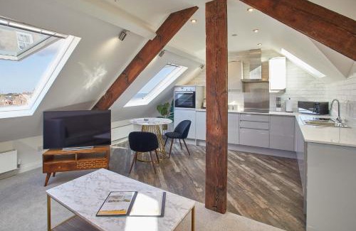 Whitby Apartment | Host & Stay - The Penthouse, Hudsons Yard House