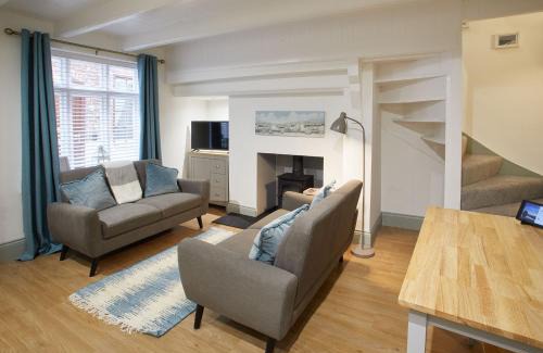 Whitby House | Host & Stay - Threadneedle Cottage