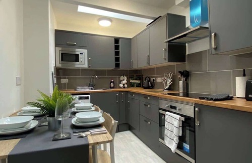 Trench Apartment | Host & Stay | Waterfront