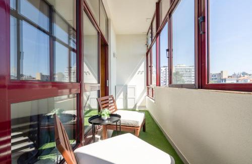 Uniao de Freguesias do Centro Apartment | Host Wise - Cozy Sunny Flats - Ace Location