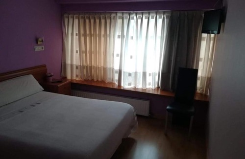 Oviedo City Centre House | Hostal Álvarez