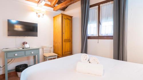 Toledo City Center House | Hostal Alfonso XII by Toledo AP