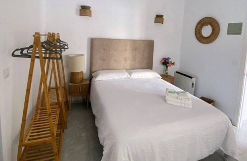 Chipiona House | Hostal Avenida by Bossh! Hotels