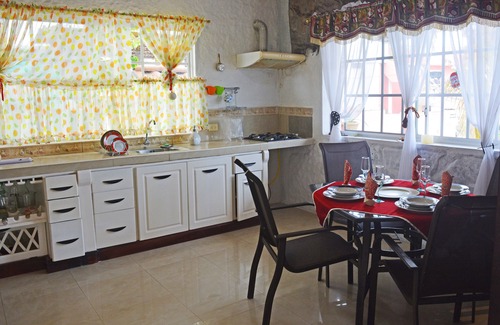 Puerto Baquerizo Moreno House | Hostal Cann's House