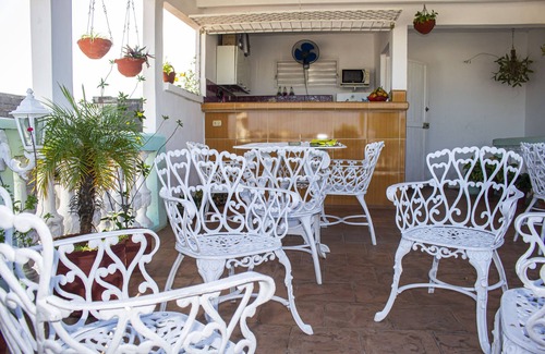 Cienfuegos House | Hostal Carlos y Odalis
