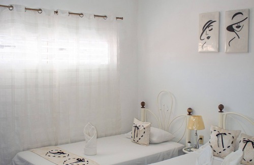 Cienfuegos House | Hostal Carlos y Odalis