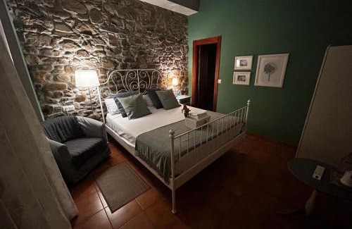 Molinaseca House | Hostal Casa San Nicolas