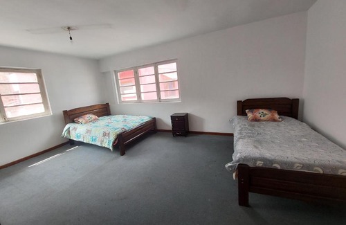 Downtown La Paz House | Hostal Charrua