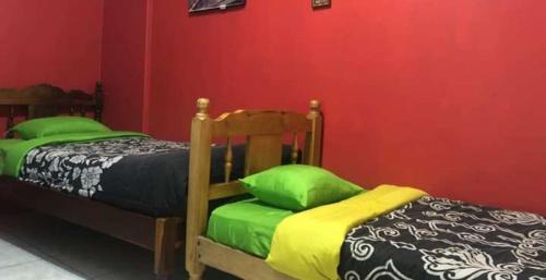 Quito Historic Center House | HOSTAL DON PABLO Compra Mas