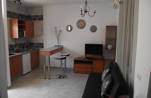Conil de la Frontera Hostel | Hostal El Canario