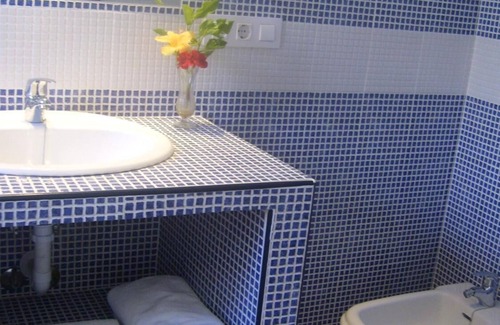 Conil de la Frontera Hostel | Hostal El Canario