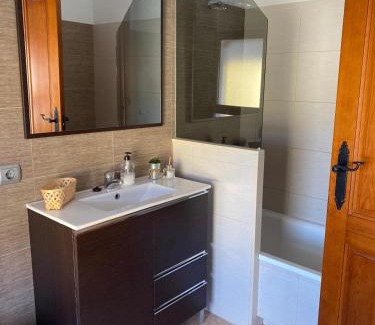La Pobla de Vallbona House | Hostal Espai Mediterrani