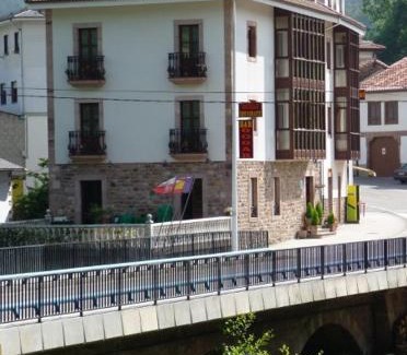 Puentenansa House | Hostal Gogar