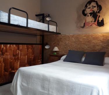 Sol House | Hostal Hispalense