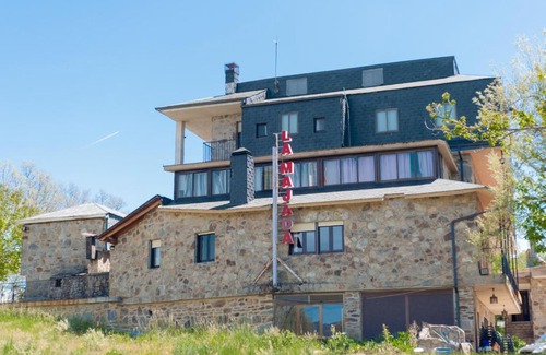 Robleda-Cervantes House | Hostal La Majada