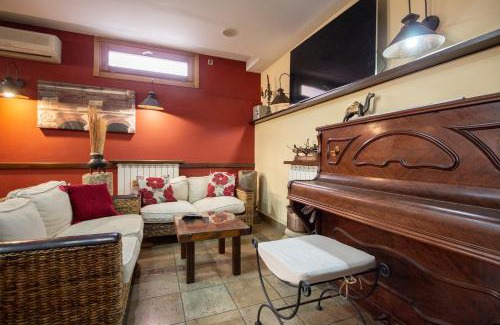 Ocenilla Hotel | Hostal Los Canteros