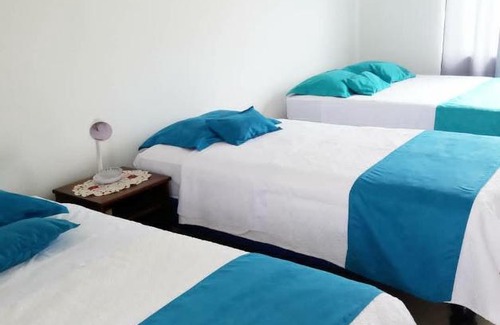 Puerto Villamil House | Hostal Los Flamencos
