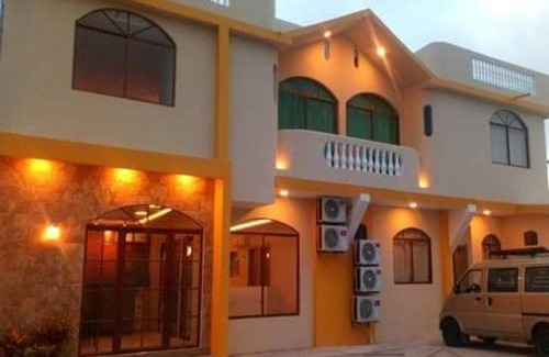Manta House | Hostal Malania