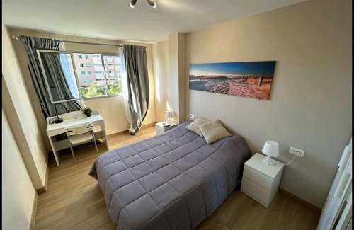 San Cristobal de La Laguna House | Hostal Mari en La Laguna, alquiler habitación privada en hostal, 6 habitaciones cerca de la universidad y aeropuerto Norte, 3 baños compartidos
